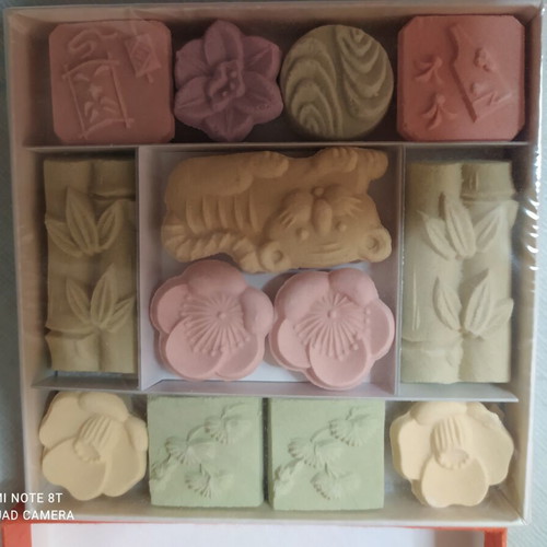 Miniature Soaps new, pack of 13, carved designs