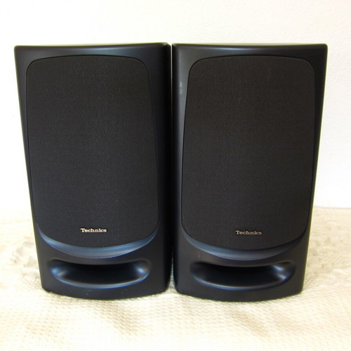 Technics SB-CH404 floor speakers like new