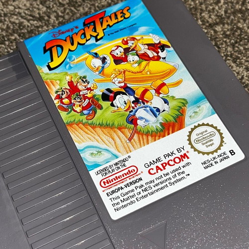 Nintendo NES DuckTales game like new with cartridge, box, and manual