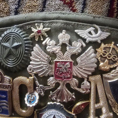 USSR δικοχό με 25 σήματα καρφίτσες σαν καινούργιο
