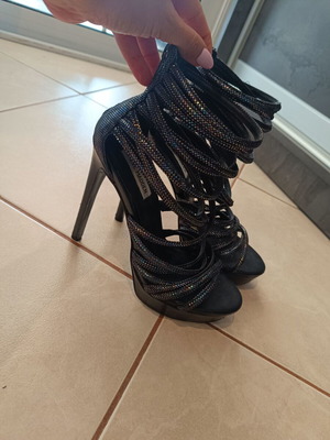 Πέδιλα Steve Madden μεταχειρισμένα, μέγεθος 38, μαύρα