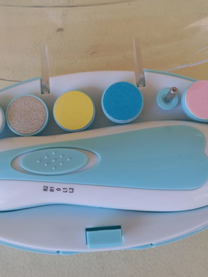 Nail care set new, battery operated