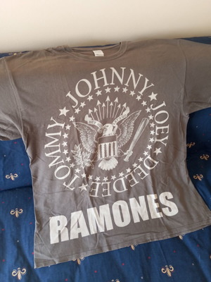 Ramones T-shirt used, 1980s-90s, size XL