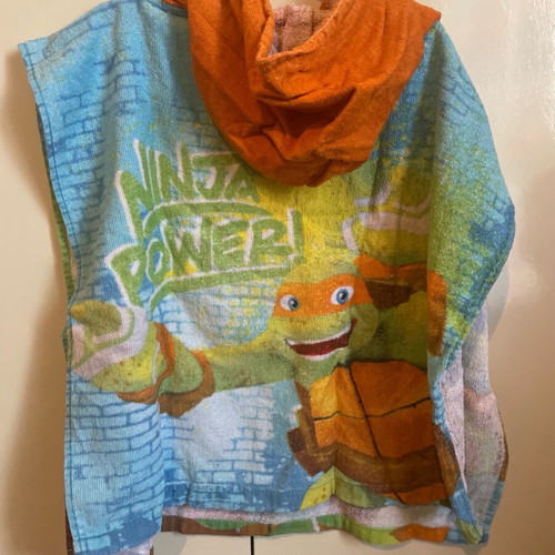 Hooded Teenage Mutant Ninja Turtles bath towel used 0-18 months