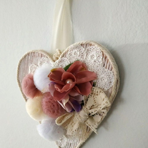 Decorative frame with pom pon heart 20x20cm new