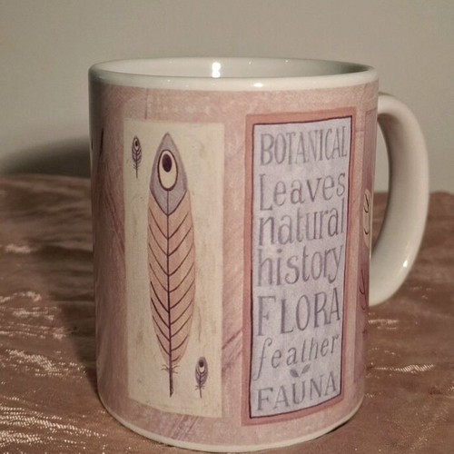 Pink mug with soft design, like new
