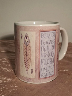 Pink mug with soft design, like new