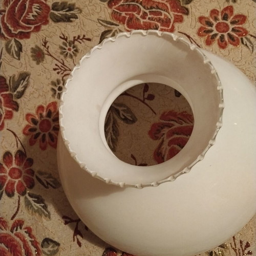 White opaline lamp glass, diameter 26 cm