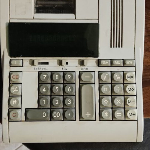 Olympia CPD 5212 vintage calculator used with broken tape tooth