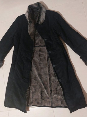 Castor coat new, size medium, black with synthetic fur