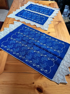 Handmade blue doilies and napkins new, embroidered and knitted