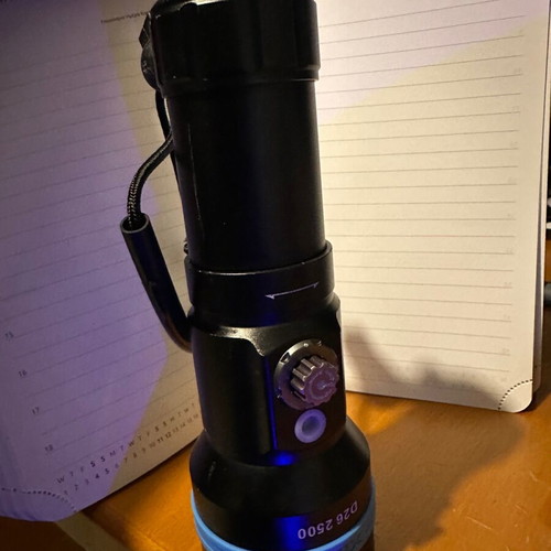 D26 Xtar 2500Lm diving flashlight used