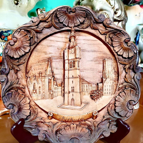 3 x Collector's wall plates - Vintage wood carving.