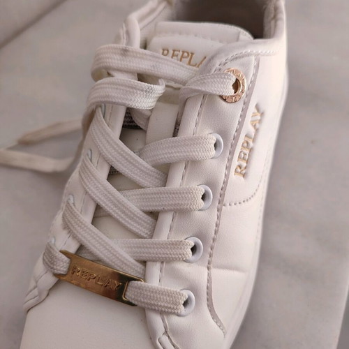 Replay sneakers size 34 like new, white with gold details