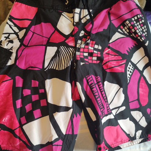 Quiksilver Boardshorts New, Size 31, Black and Pink Abstract Design