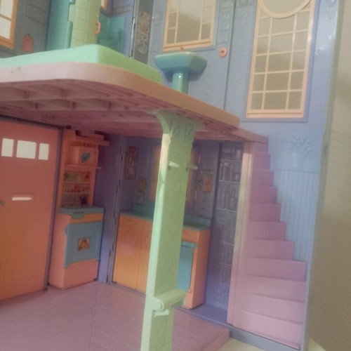 Barbie Townhouse 2002 used vintage dollhouse Townhouse 53967 non talking