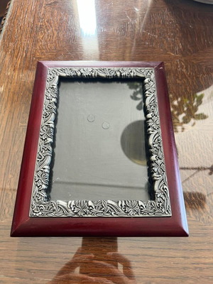 Vintage Brown Silver Ornate Photo Frame like new, baroque floral design