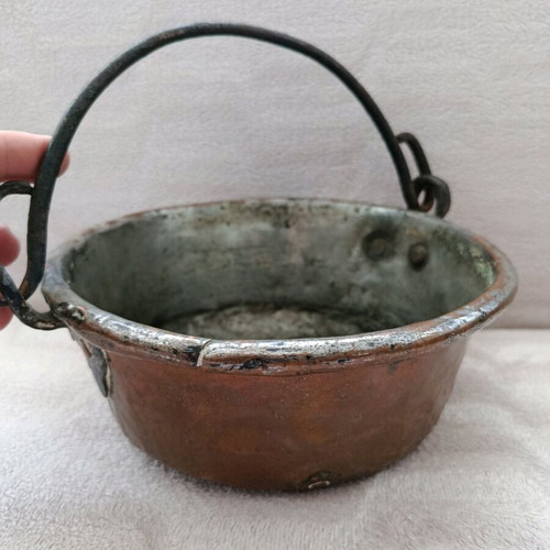 Copper jug used, very old in good condition