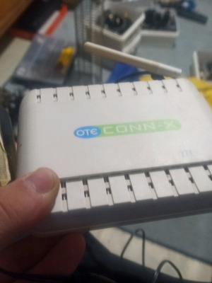 ΟΤΕ ΖΤΕ ρουτερ με σπασμένη κεραία wifi αλλά λειτουργεί κανονικά