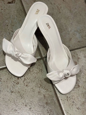Zara mules white with bow, used, size 38