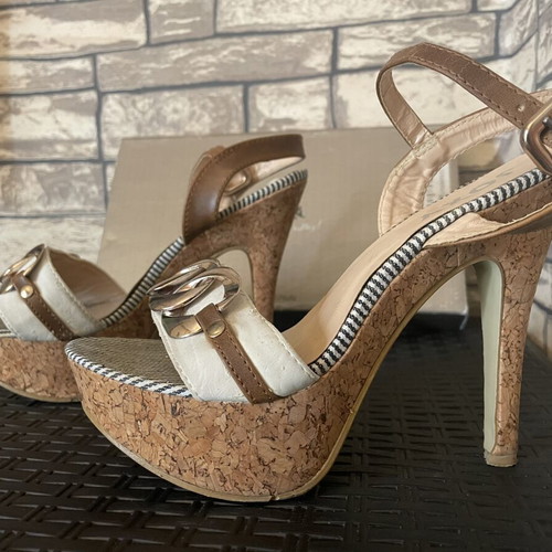 Platform sandals size 36 like new, white and beige with ankle strap