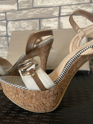 Platform sandals size 36 like new, white and beige with ankle strap