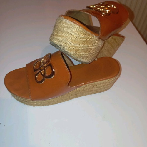 Friends wedge sandals used size 38 brown