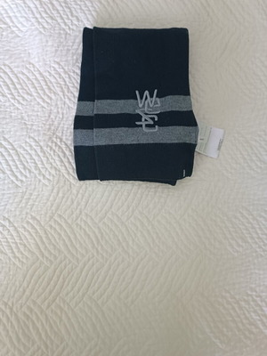 Men's black and gray scarf like new