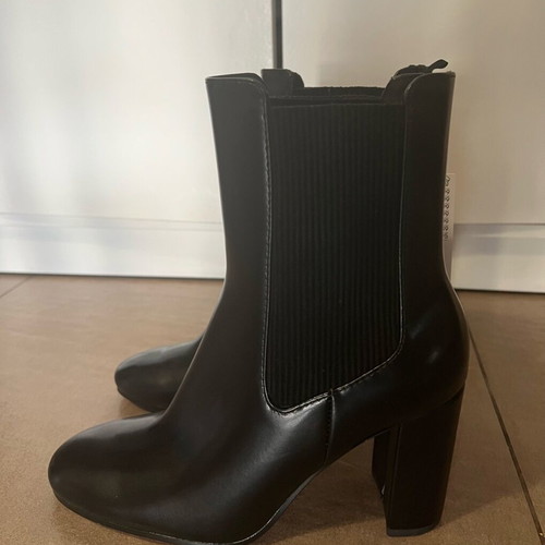 H&M Chelsea boots like new, size 37, black