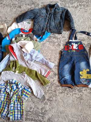 Clothing set 9-18m like new with 11 pants, 9 shirts, jacket and overalls