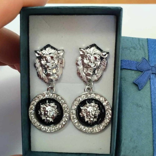Iconic Lion Head Earrings new, silver and black
