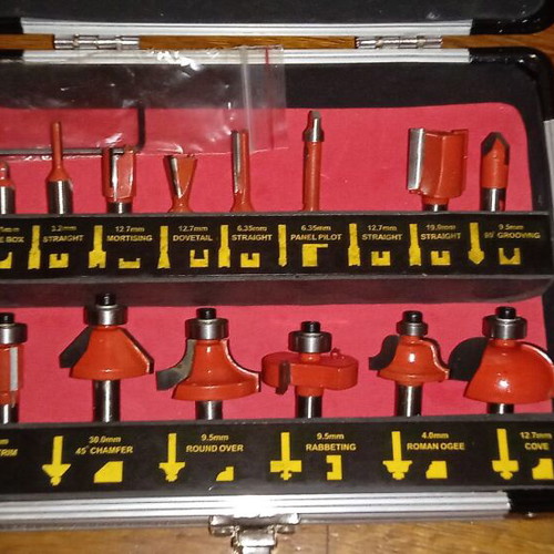 Router bits for woodworking Globus Professional like new, 14 pieces