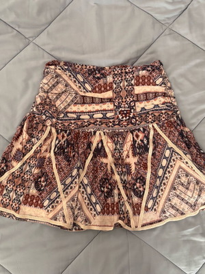 Bershka skirt XS multicolored like new