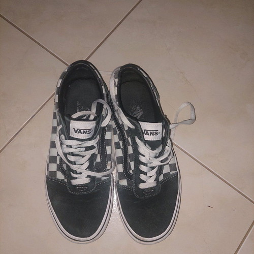 Vans sneakers size 41 like new, black and white