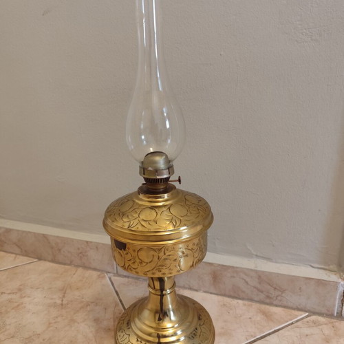 Antique Oil Table Lamp bronze used, fully functional