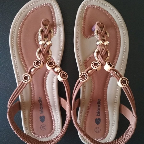 Blondie sandals camel color new, size 38