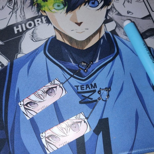 Anime earrings like new, white and multicolored