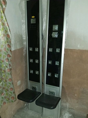 Ravenna shower cabin for two with hydromassage like new