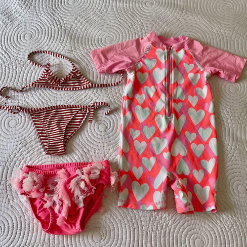 Calzedonia girls' swimwear with SPF like new, size 98 cm, age 3