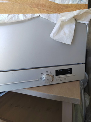 Siemens iQ300 SK26E822EU Compact Dishwasher like new, inox