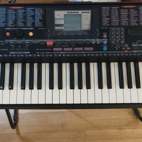 Yamaha PSR-230 keyboard like new with stand