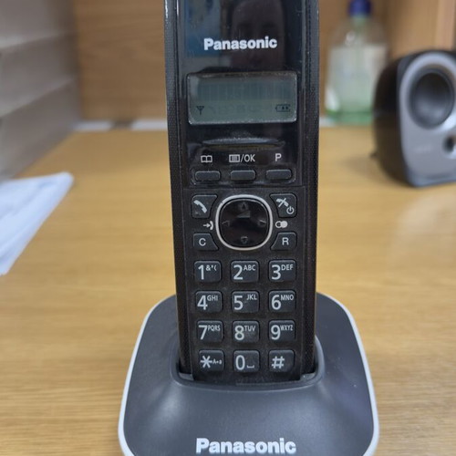 Panasonic cordless phone KX-TG1611 black