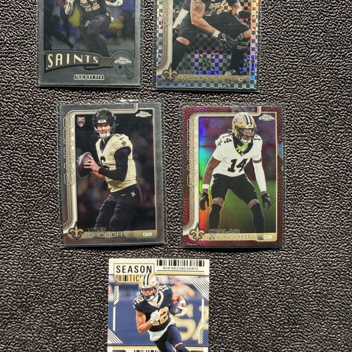 Saints NFL 2025 Topps Chrome football cards set