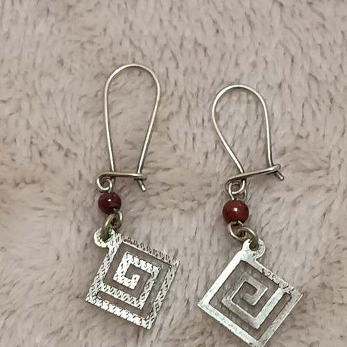 Silver 925 dangling earrings like new, lightweight