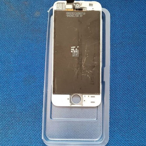 Compatible screen for iPhone 5s/se without home button, like new, white