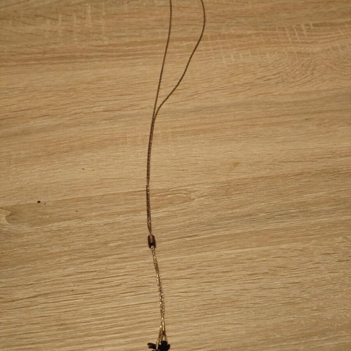 Long necklace gold-colored