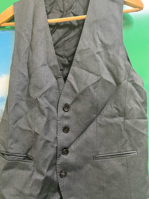 Boss vest grey graphite new large 100% wool