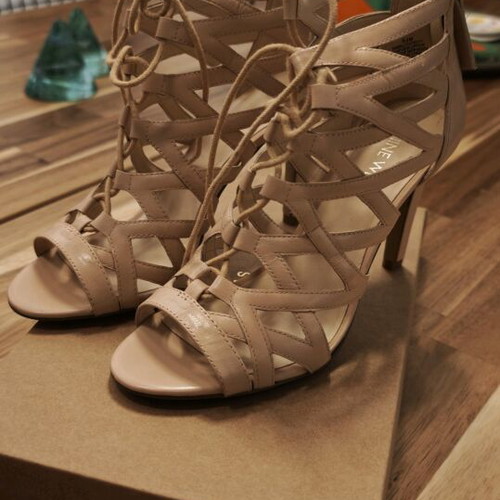 Nine West leather nude sandals like new, size 37