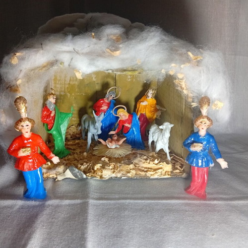 Vintage handmade nativity scene with plastic figures 60s-70s used