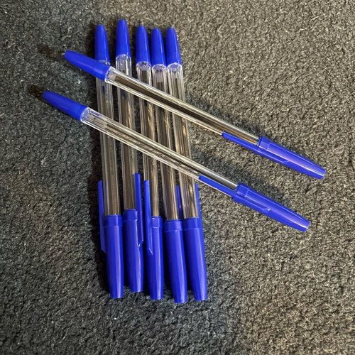 Set of 6 blue pens with gift red pen new